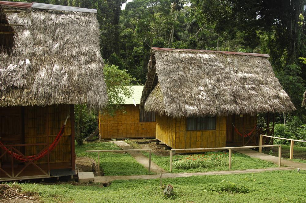 Esterno Yarina