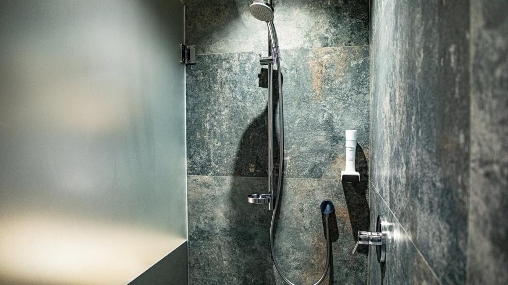 Letto in un dormitorio condiviso con 9 letti -con bagno privato