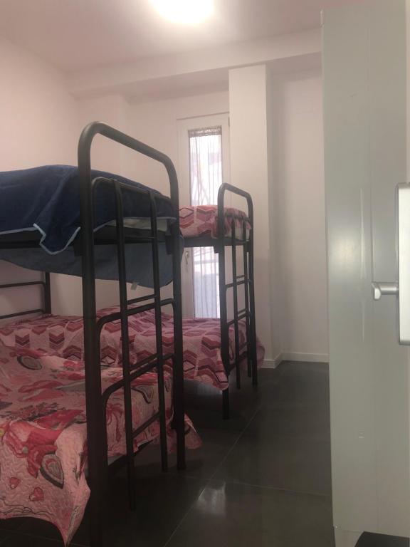 4 Bed FEMALE Dorm Room
