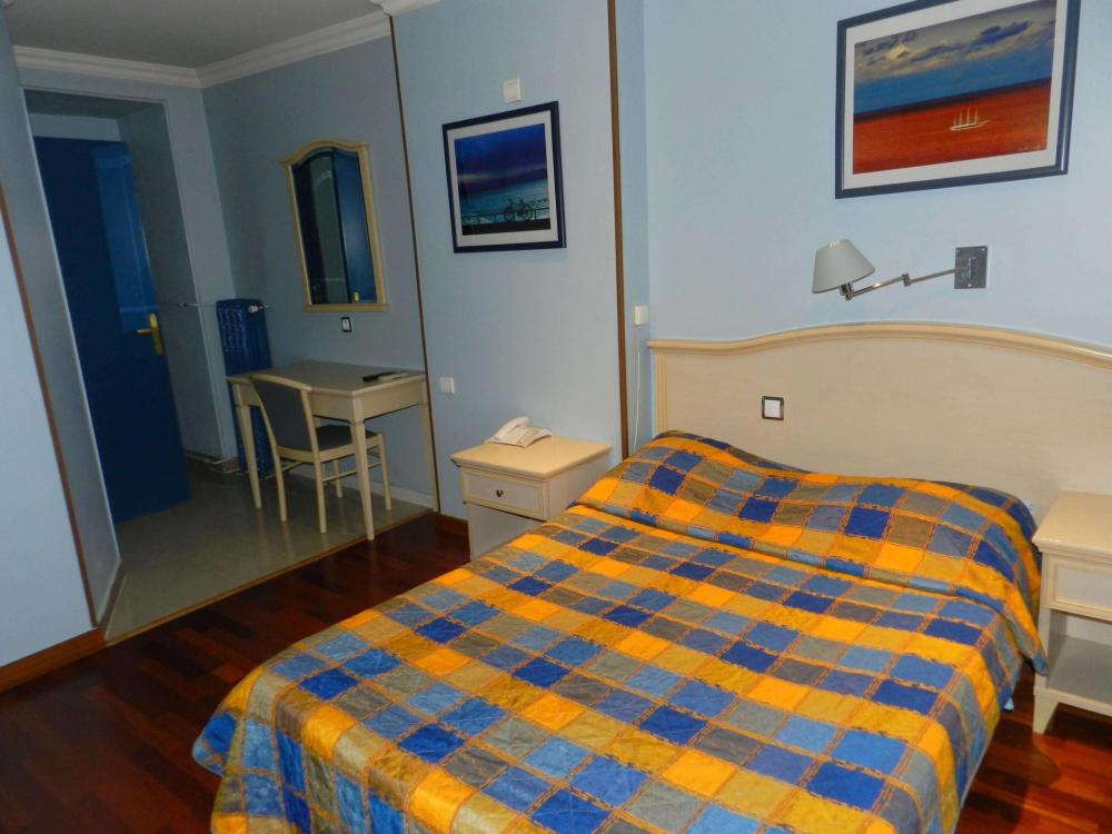 12 letti dormitorio - Misto - Standard - Bagno privato