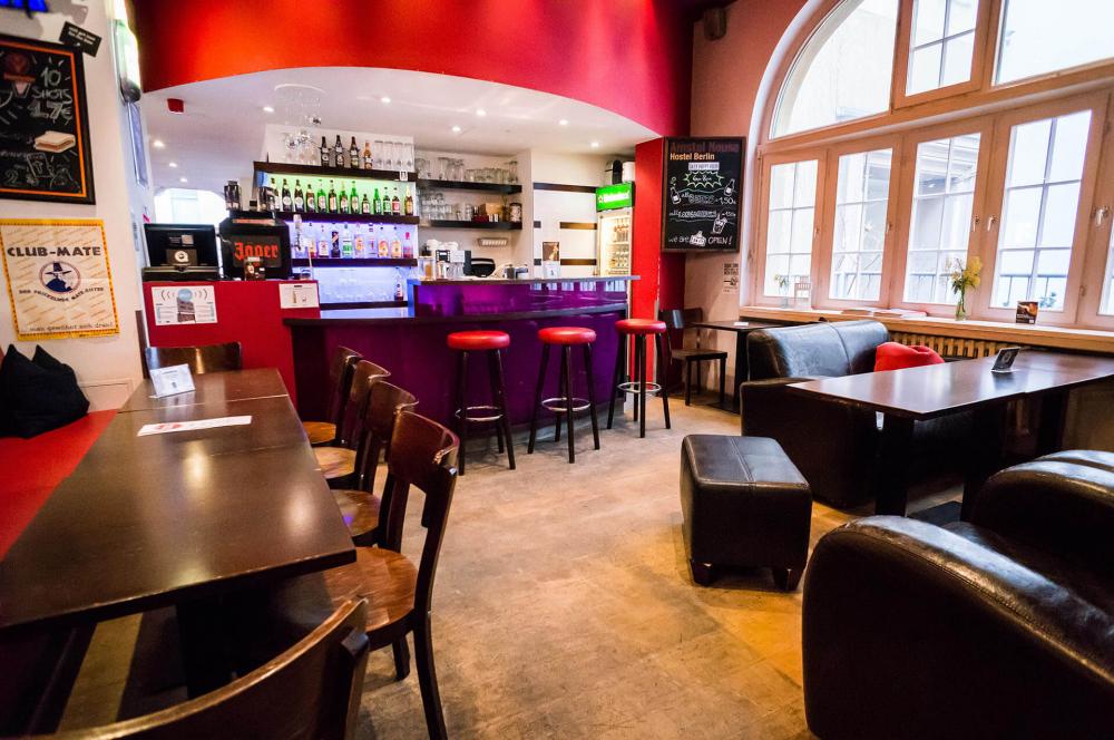 Il Bar presso l'Amstel House Hostel Il Nostro Bar aperto 24/7