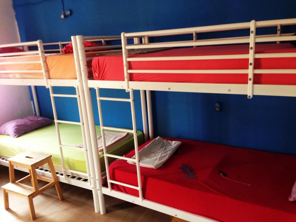 8 letti dormitorio - Misto - Standard - Bagno condiviso sullo stesso piano